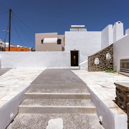 On An Island Suites & Apartments - Fira Bagian luar foto
