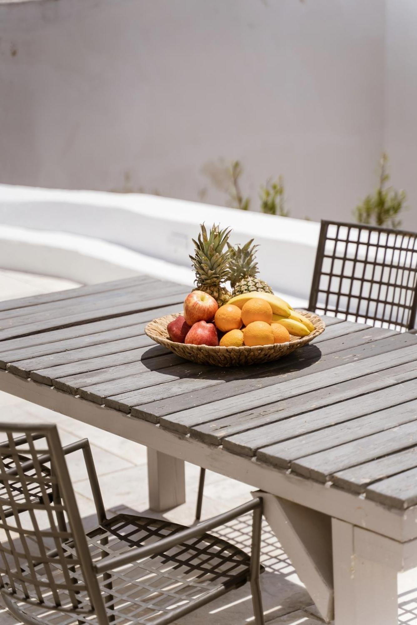 On An Island Suites & Apartments - Fira Bagian luar foto
