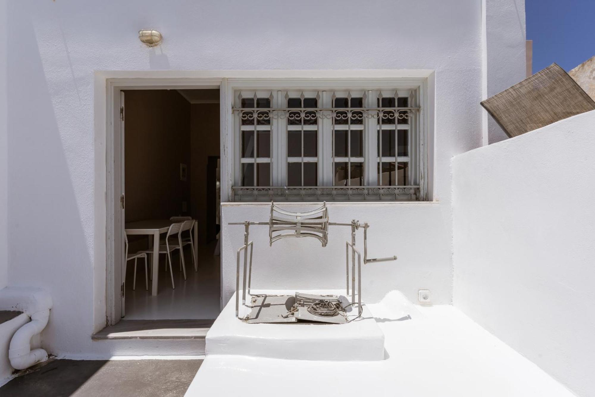 On An Island Suites & Apartments - Fira Bagian luar foto