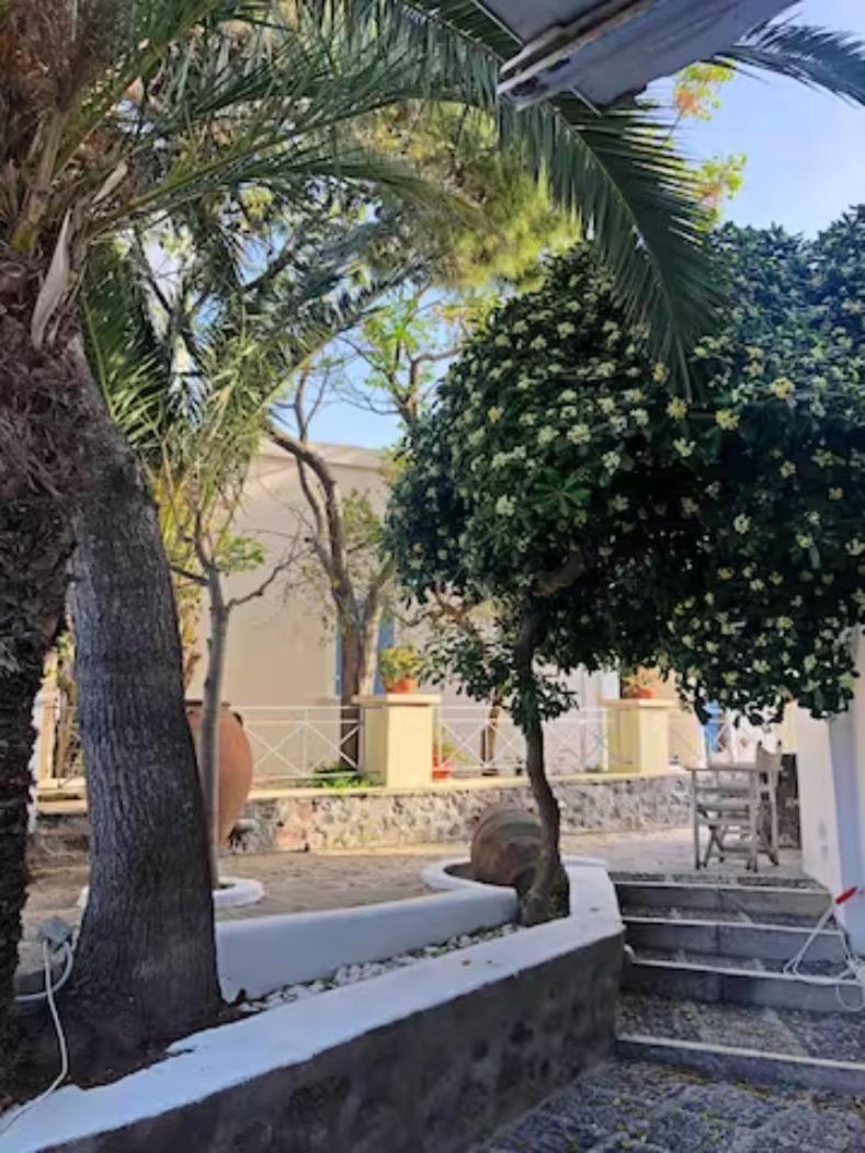 On An Island Suites & Apartments - Fira Bagian luar foto